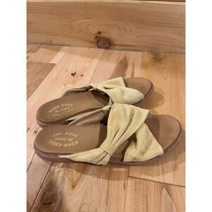 Cute Vintage Sandals